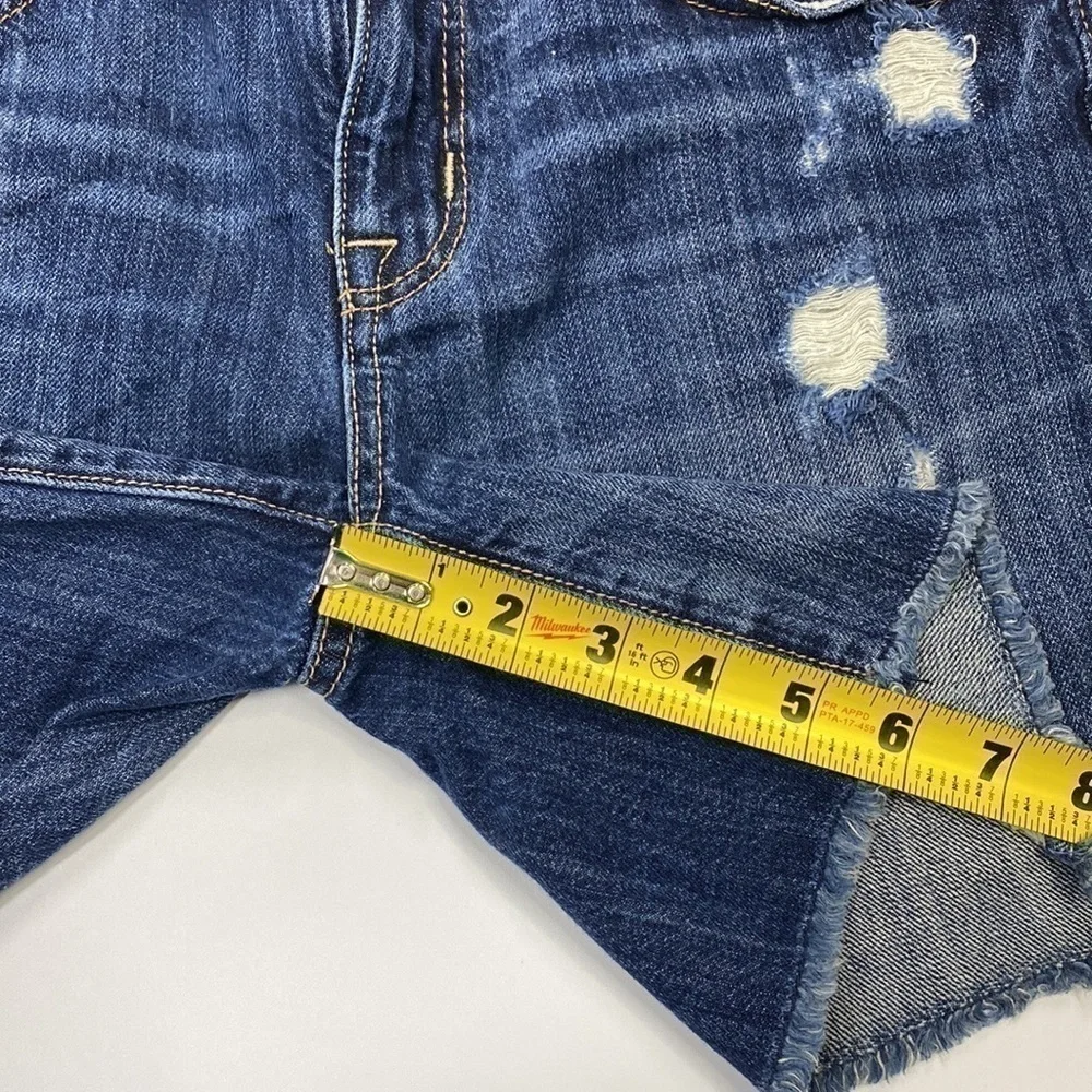 American Eagle Raw Hem Distressed Shorts Size 4 6